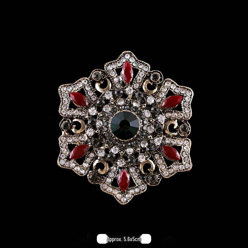 Baroque Style Crystal Brooch - Unisex Retro Palace Metal Lapel Pin