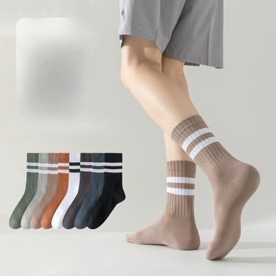 Herren Herbst und Winter Reine Baumwolle Gestreift Nahtlos Sport Schweißabsorbierend Atmungsaktiv Desodorierend Lange Socken