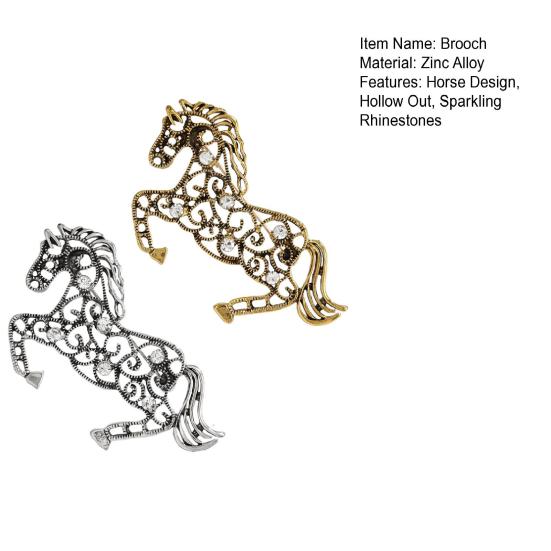 1/2 Pcs Broche Animal Année du Cheval Design Creux Strass Étincelants Épingle à Vêtements Accessoires Vêtements
