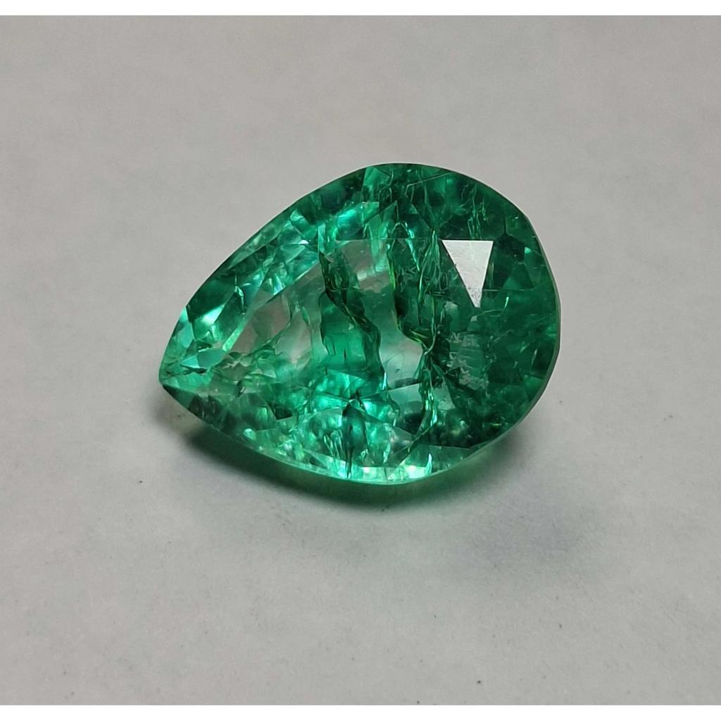 Certified Natural Colombian Green Emerald Pear Cut 7-9 Ct Beautiful Gemstone