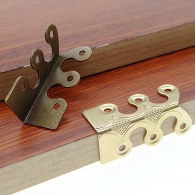 12Pcs Baseboard Ecke Protektoren Universal Einfache Installation Mehrzweck Schreibtisch Schrank Möbel Ecke