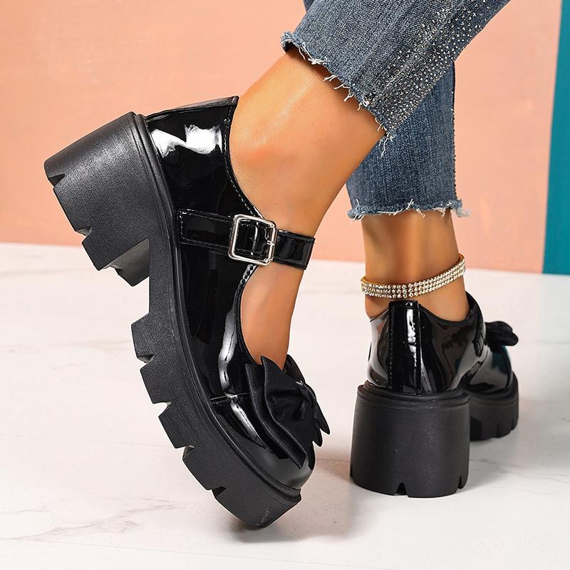 Fashion Fashion Bowknot Mary Jane Platform Shoes Woman Black Patent Leather Chunky Heel Pumps Women Plus Size Buckle Strap Lolita Shoes