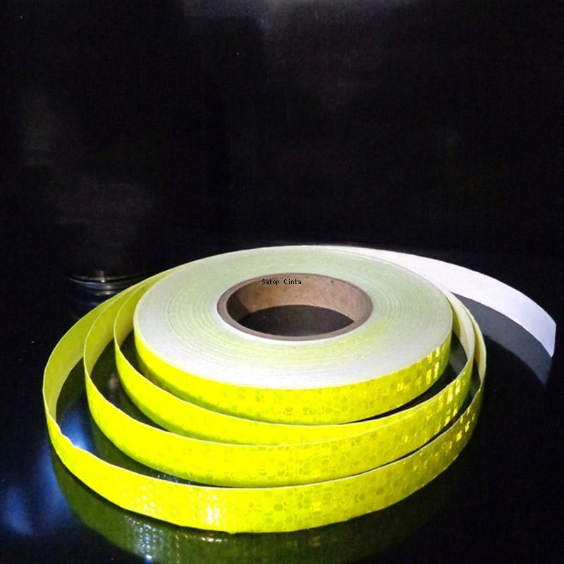 2,5 cm * 10 m Reflektierender Fahrradaufkleber aus PVC mit hoher Sichtbarkeit, wasserdicht, selbstklebender Warnreflektorstreifen für Auto, Fahrzeug, LKW