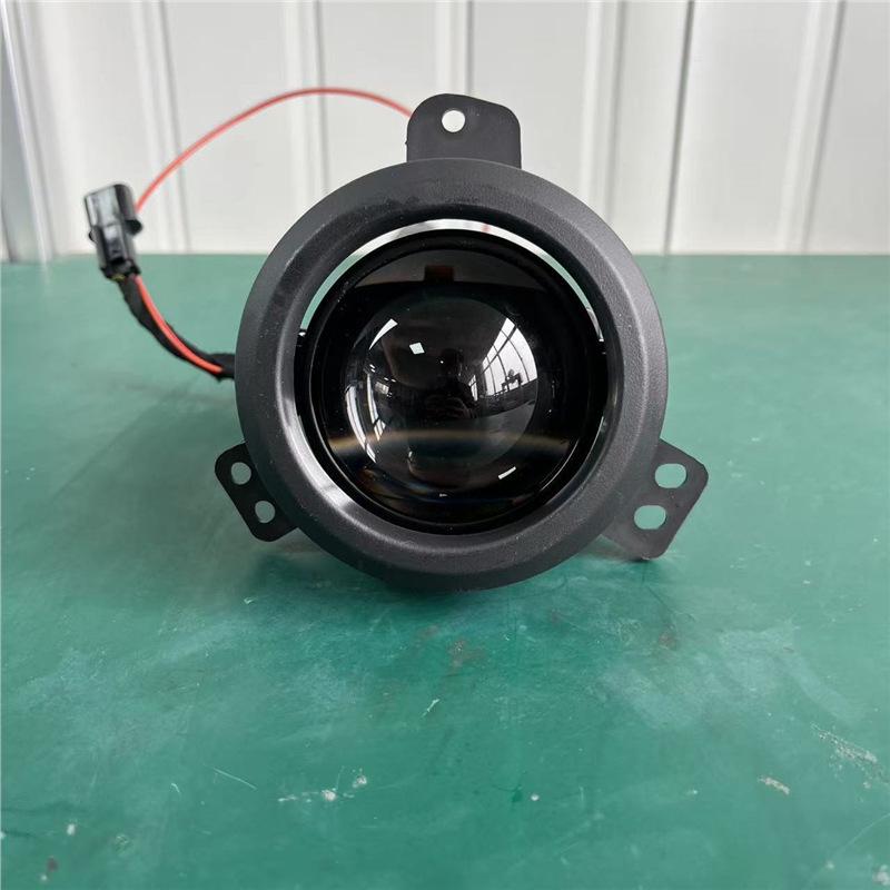 Dual-Lens LED Fog Light Assembly for Liuzhou Chenglong H5 H7 M3: High Brightness with Adjustable Low/High Beams Left Single