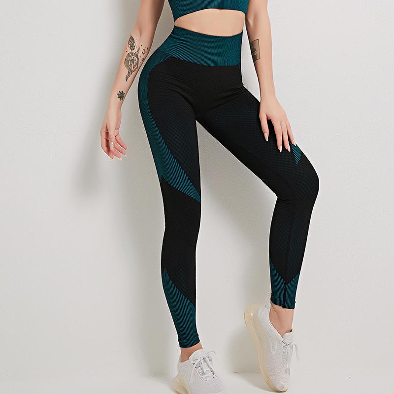 JYL Seamless Yoga Set Hip Lifting Three Piece Fitness Outfit