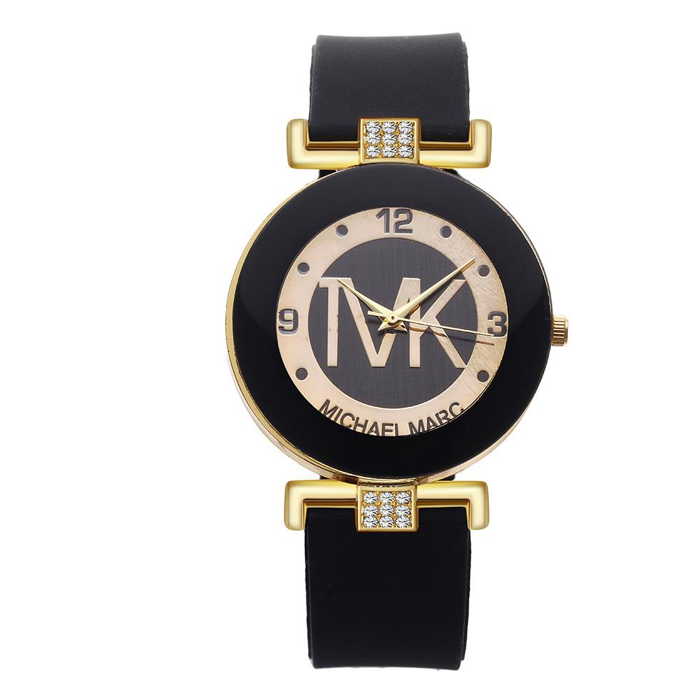 New Fashion Simple Women Watches Black White Quartz Watch Minimalist Design Silicone Strap Wristwatches Men Women Creative Watch