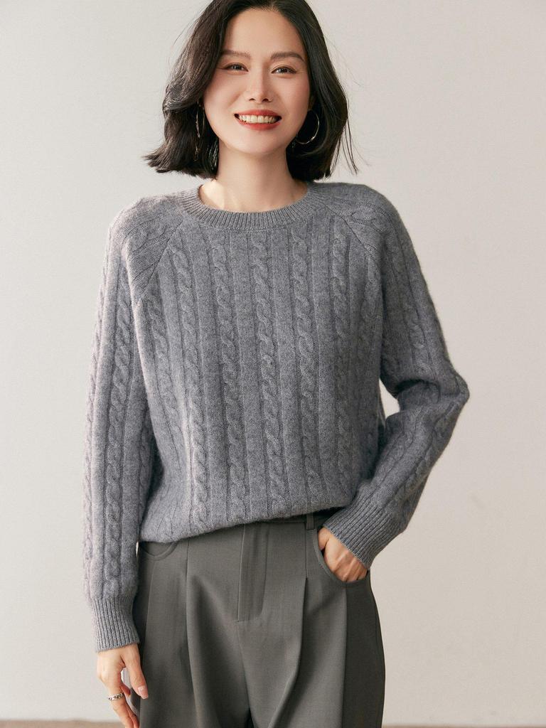 2025 Autumn/Winter Women's Loose Cashmere Cable Knit Sweater - Short, Round Neck, Casual Base Layer