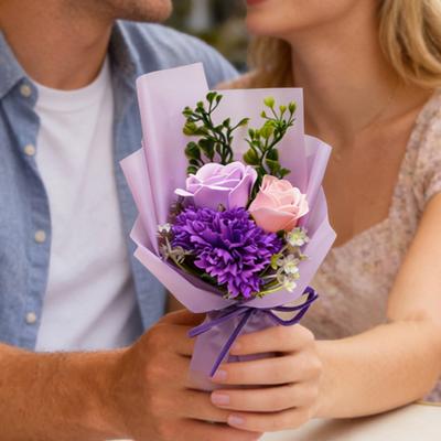 Boligdekorationer – Pynteblomster og -kranse