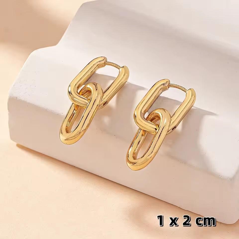 Minimalist U Shaped Two Tone Fashion Earrings Versatile Wear Design Stylish Hoops