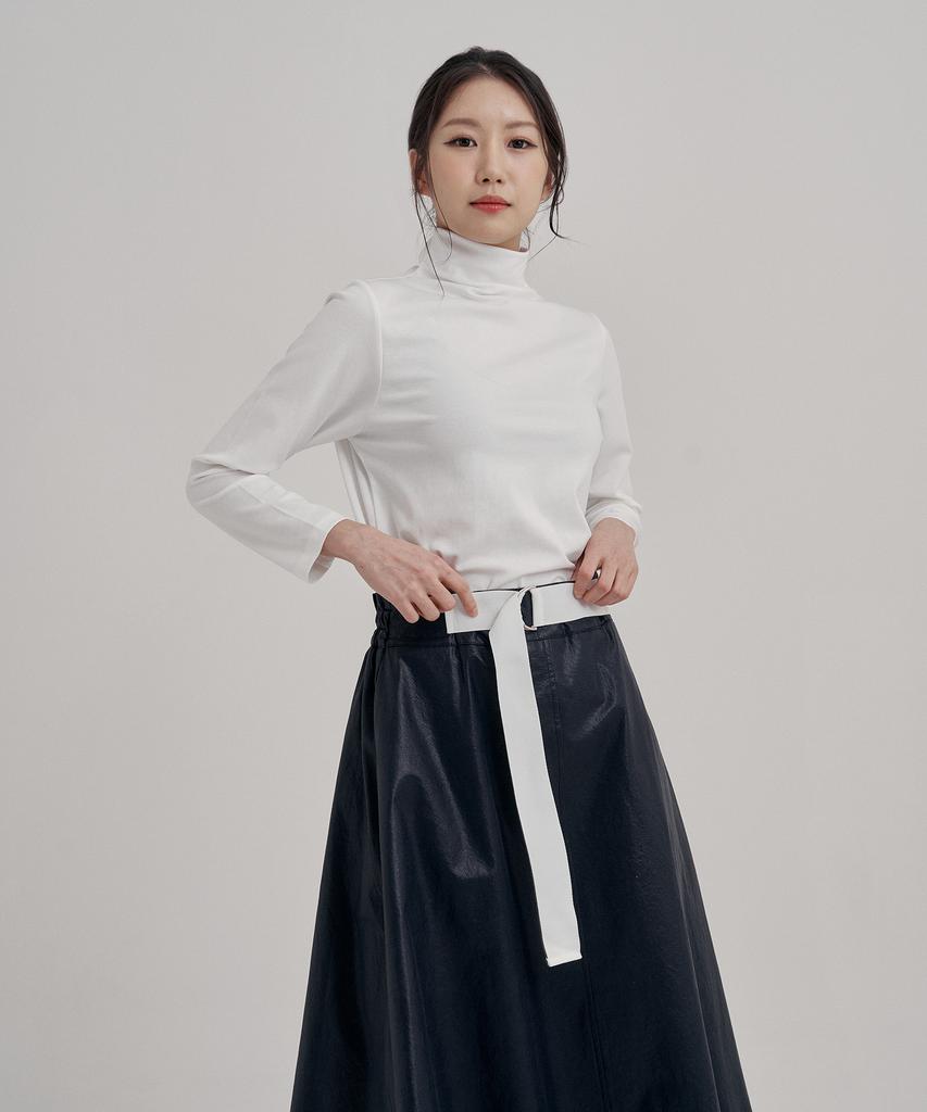 Peulleio Belted Skirt _ Navy