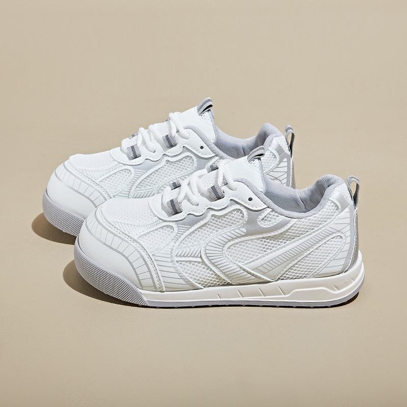 Fashion Women Casual Sports Shoes 2025 New Comfortable Non Slip Outdoor Running Shoes Breathable Mesh Summer Comfortable Female Sneakers