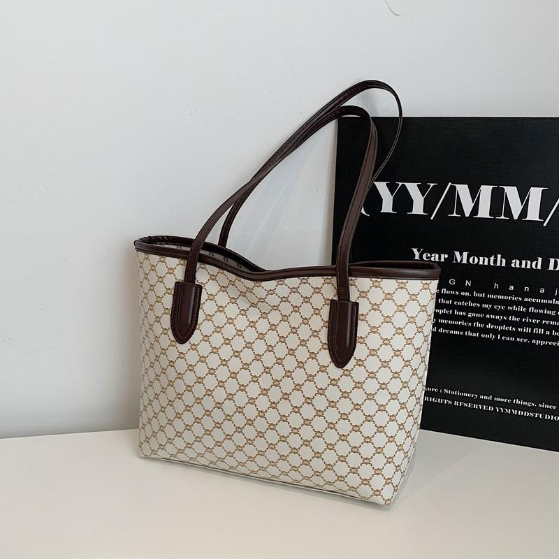 Commuter Large-capacity Retro Women's Bags, New Fashionable Versatile Shoulder Underarm Bags, Premium Tote Bags