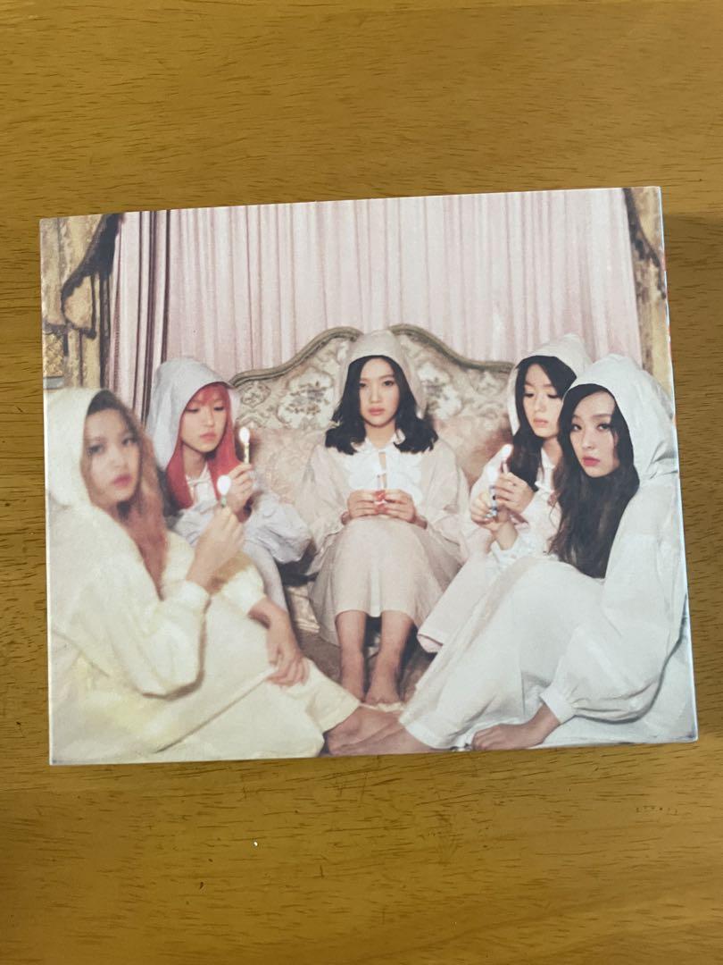 

[USED] Price negotiable Red Velvet, The Velvet