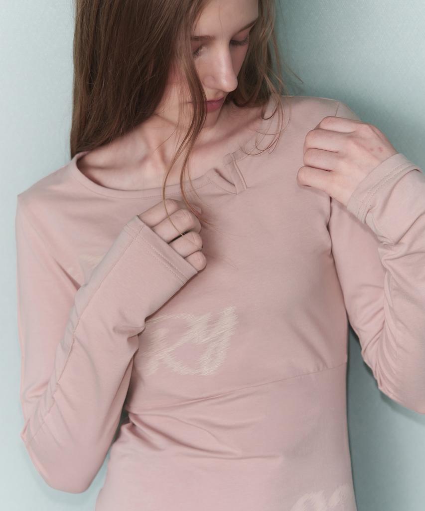 Ledeoli Lettering Slit Long Sleeve [4 Colors]