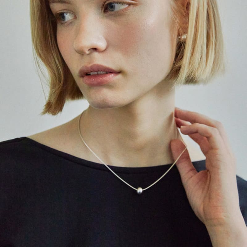 Ihr [925 SILVER] DOUGHNUT BALL NECKLACE