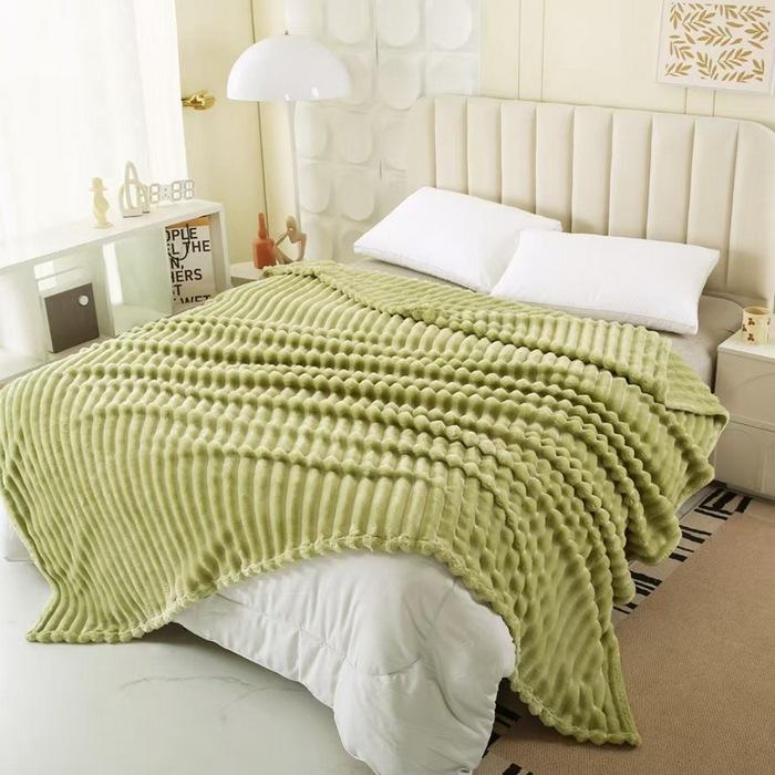 New 240-290g Flannel Double-sided Blanket Spring and Autumn Leisure Blanket Office Nap Blanket