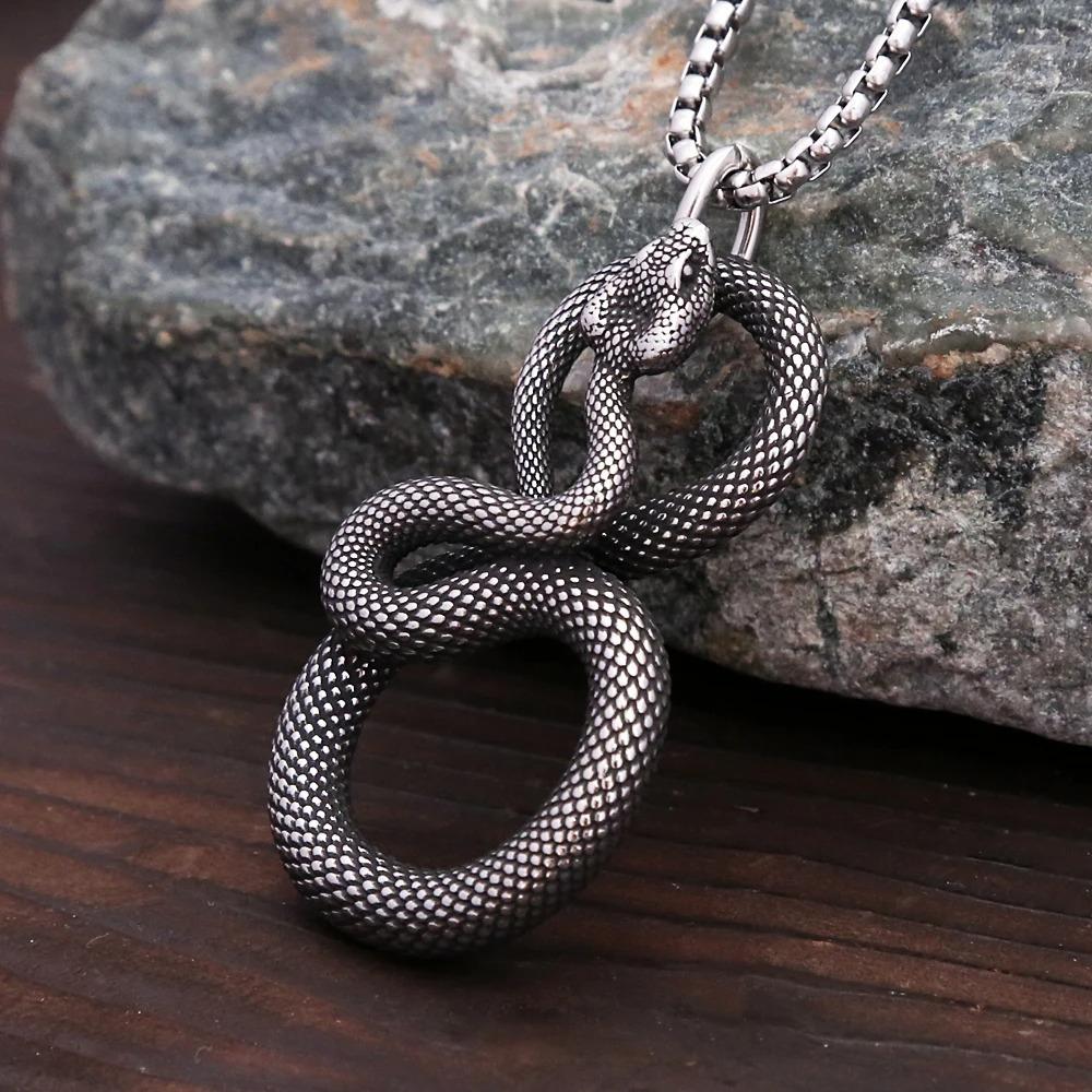 

Европейские и американские ювелирные изделия из нержавеющей стали, мужское ожерелье, ретро, модный кулон в виде животного кобры, персонализированный кулон с питоном, партия