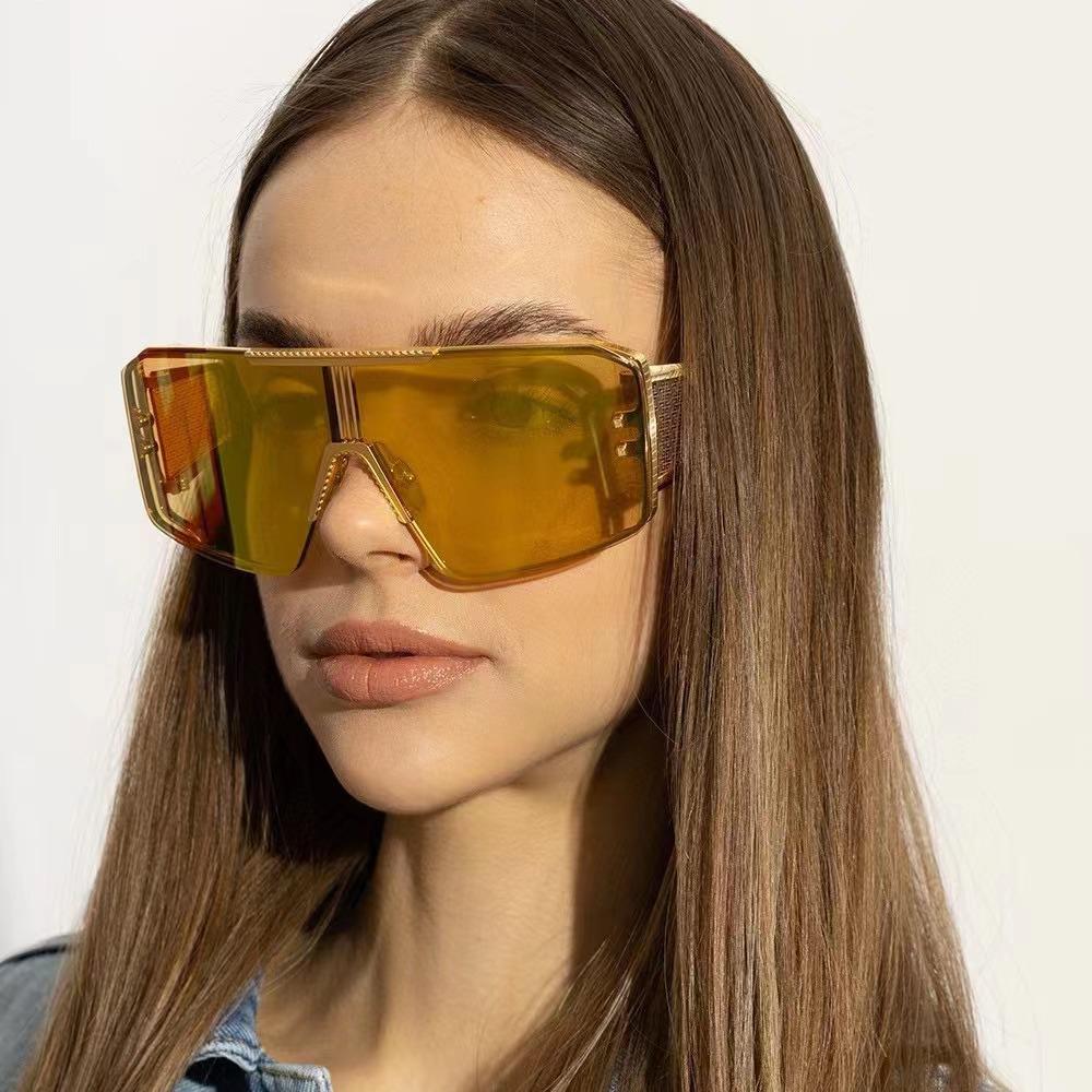 Luxury Brand Designer Oversized Big Frame Sunglasses Women For Men Sun Glasses Vintage  Popular Metal Punk Flat Top Eyeglasses