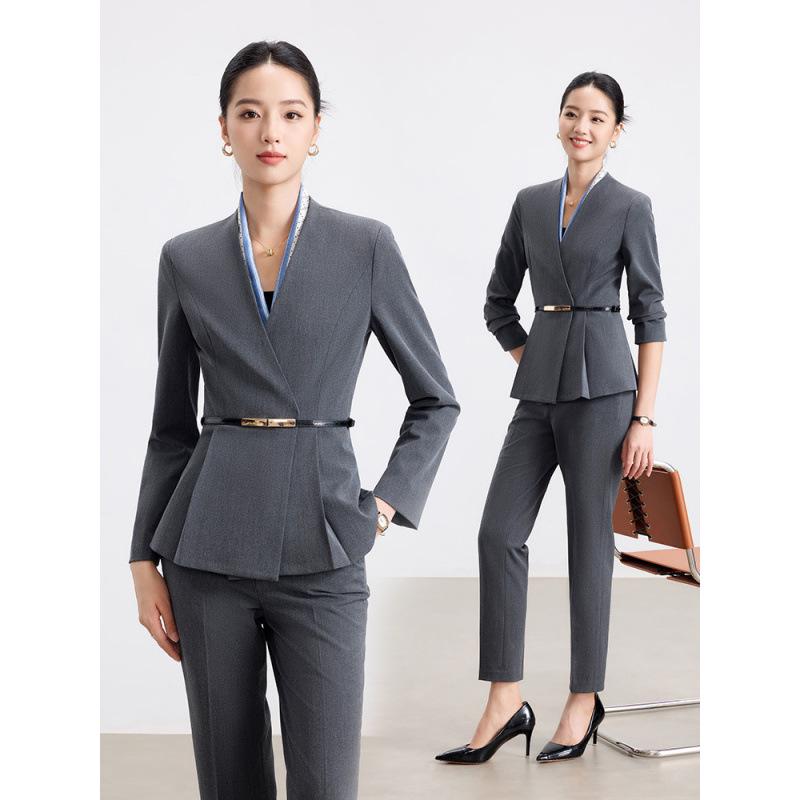 

Women s Professional Suit Set for Salon, Hotel, Jewelry Store, & Teachers XXXXL