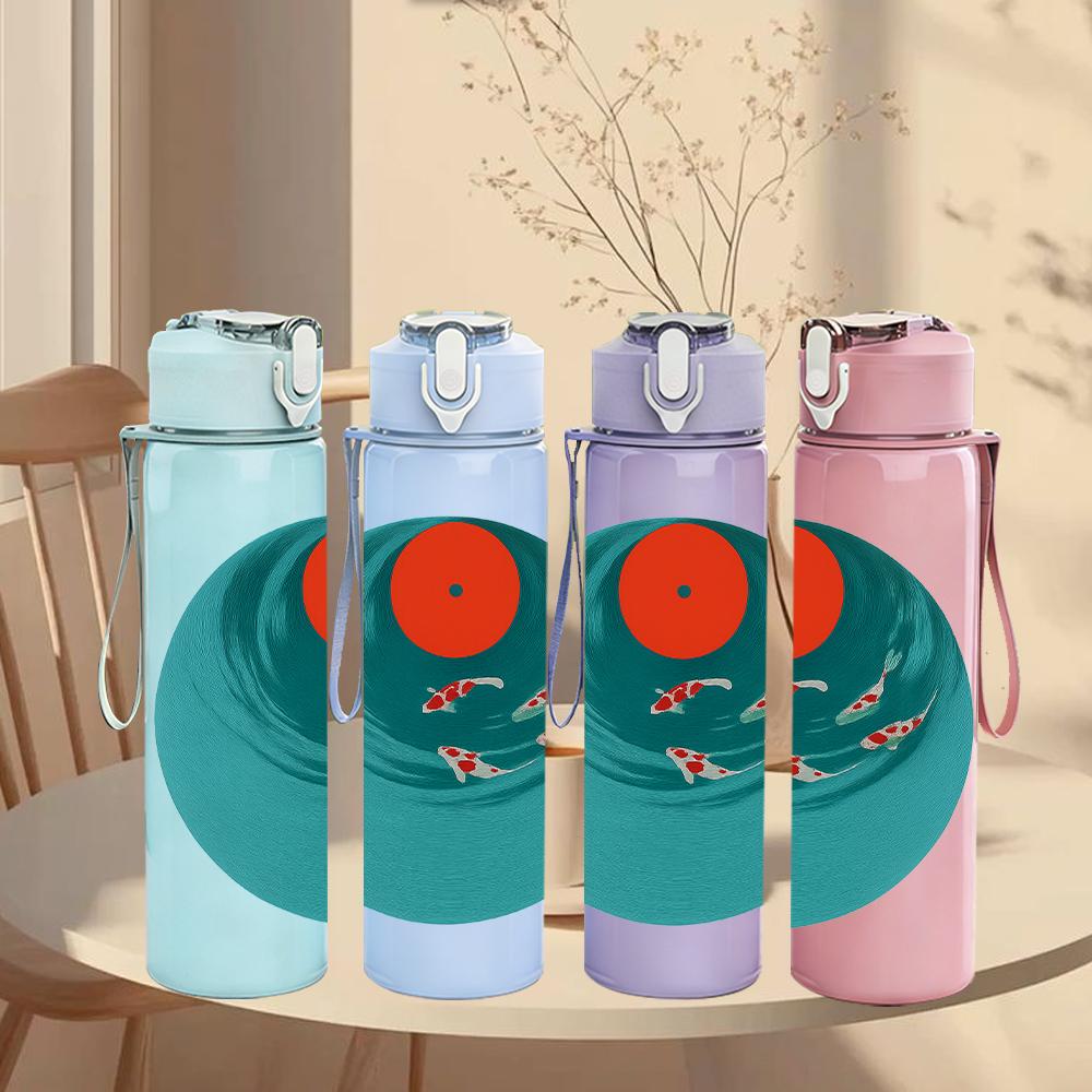 1PC Koi Fish Turquoise Round Scene 750ml Color Plastic Sports Water Bottle Leakproof Flip Straw Lid For Sports Office Home Use