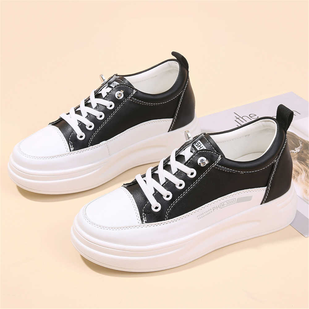 Fashion Round Tip Flat Sole Shoes Summer Women Running Hiphop Sneakers Novelties Sports Low Cost New Lowest Price Obuv New Season