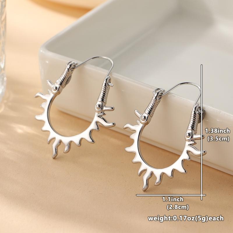 Orecchini Pendenti Etnici Vintage in Metallo Color Argento con Intaglio Geometrico a Semicerchio per Donna