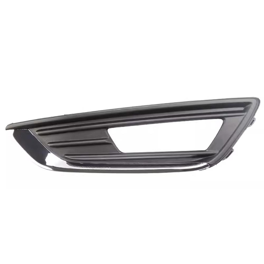 Car Foglight Foglamp Front Bumper Fog Light DRL Daytime Driving Lamp Cover Frame Hood Grille For Ford Focus MK3 2015 - 2018