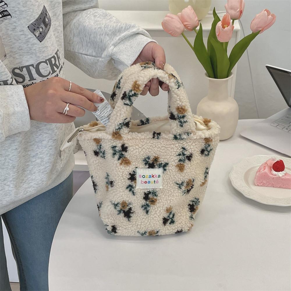 Stylish Plush Bucket Bag With Floral Design Soft And Cozy Handheld Tote Perfect For Everyday Use