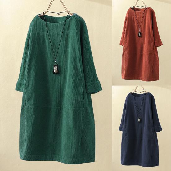 Women Solid Color Long Sleeve O Neck Corduroy Pockets Plus Size Loose Midi Dress