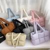 Bolso Tote Acolchado Puffer para Mujer Gran Capacidad Impermeable Bolso de Hombro Bolso de Mano Color Sólido Suave Casual Bolso de Compras de Invierno