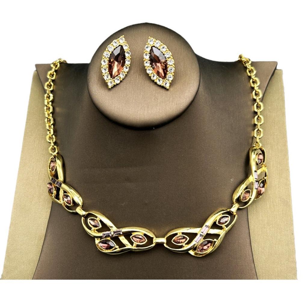 Vintage Necklace Earring Set Niche Design Fashionable Personality Plated With Real Gold