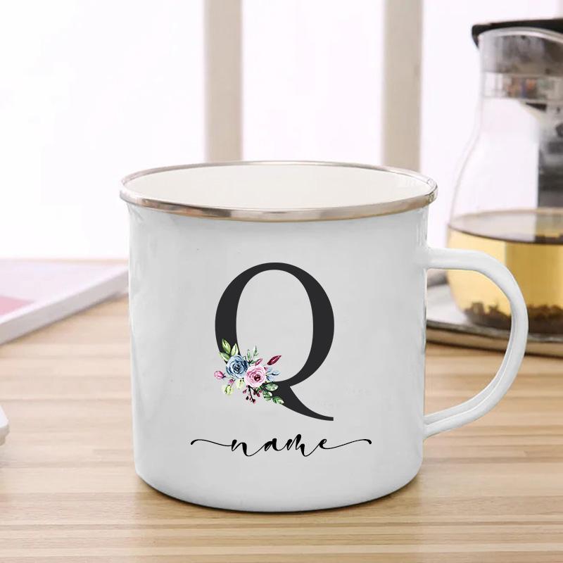 26 Initialen Schwarze Schrift Lila Blumendruck Emaillebecher Kreative Kaffeetassen Reisebecher Personalisierte Geschenke Cupshe Trinkgeschirr Becher