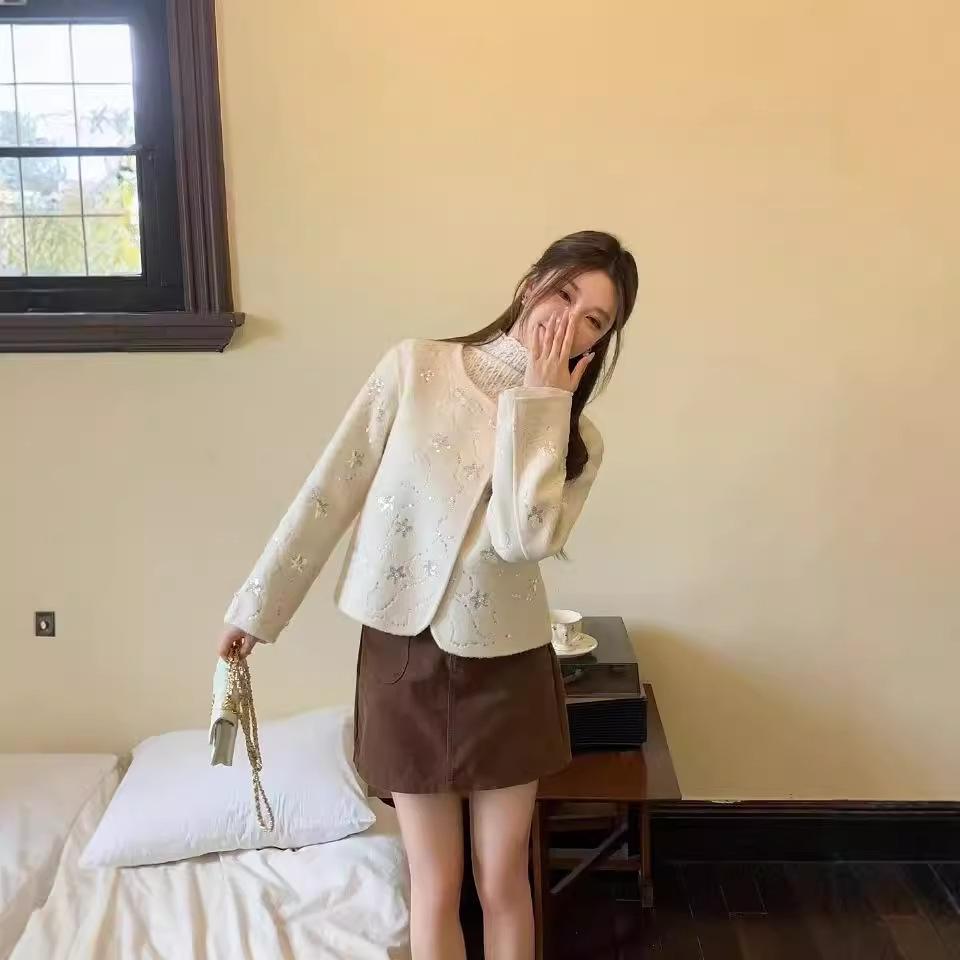 

Новое двухстороннее шерстяное пальто, укороченный дизайн для невысоких людей, шерстяное пальто без воротника с ромбовидной инкрустацией S