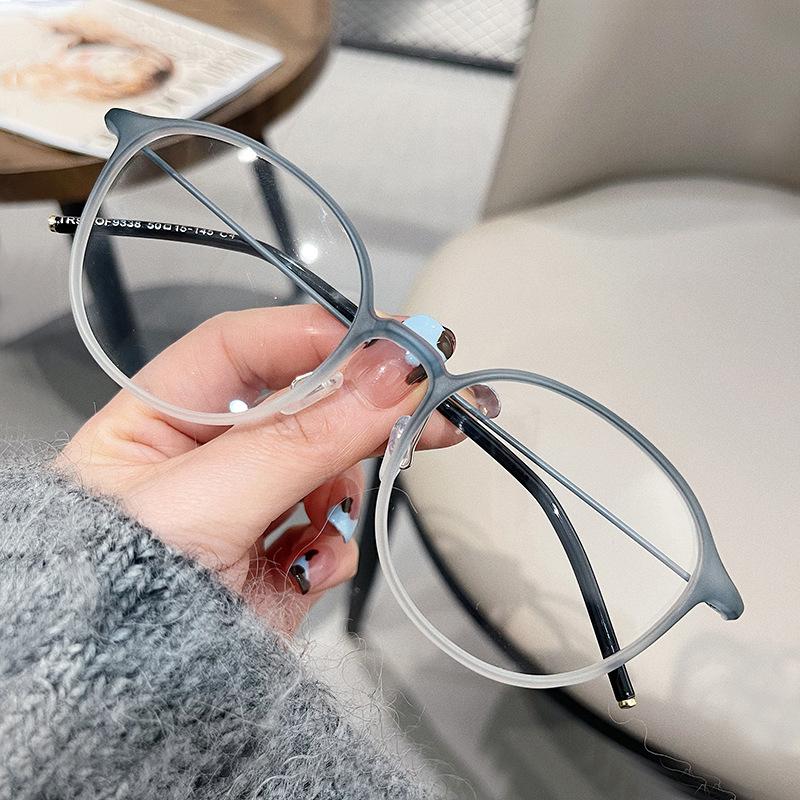 Fashion Anti-Blue Light Reading Glasses Women Luxury Brand Trend Ultralight Computer Eyewear Optics Hyperopia Eyeglasses Plus +2