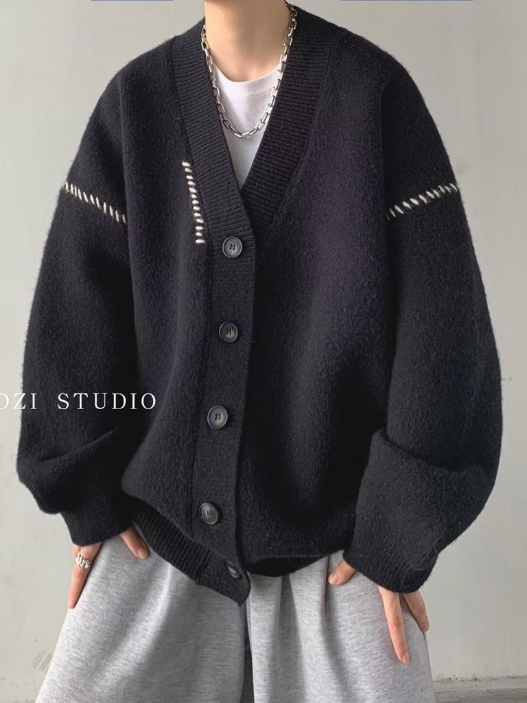 Men's 2025 Vintage Loose Knit V-Neck Cardigan for Winter
