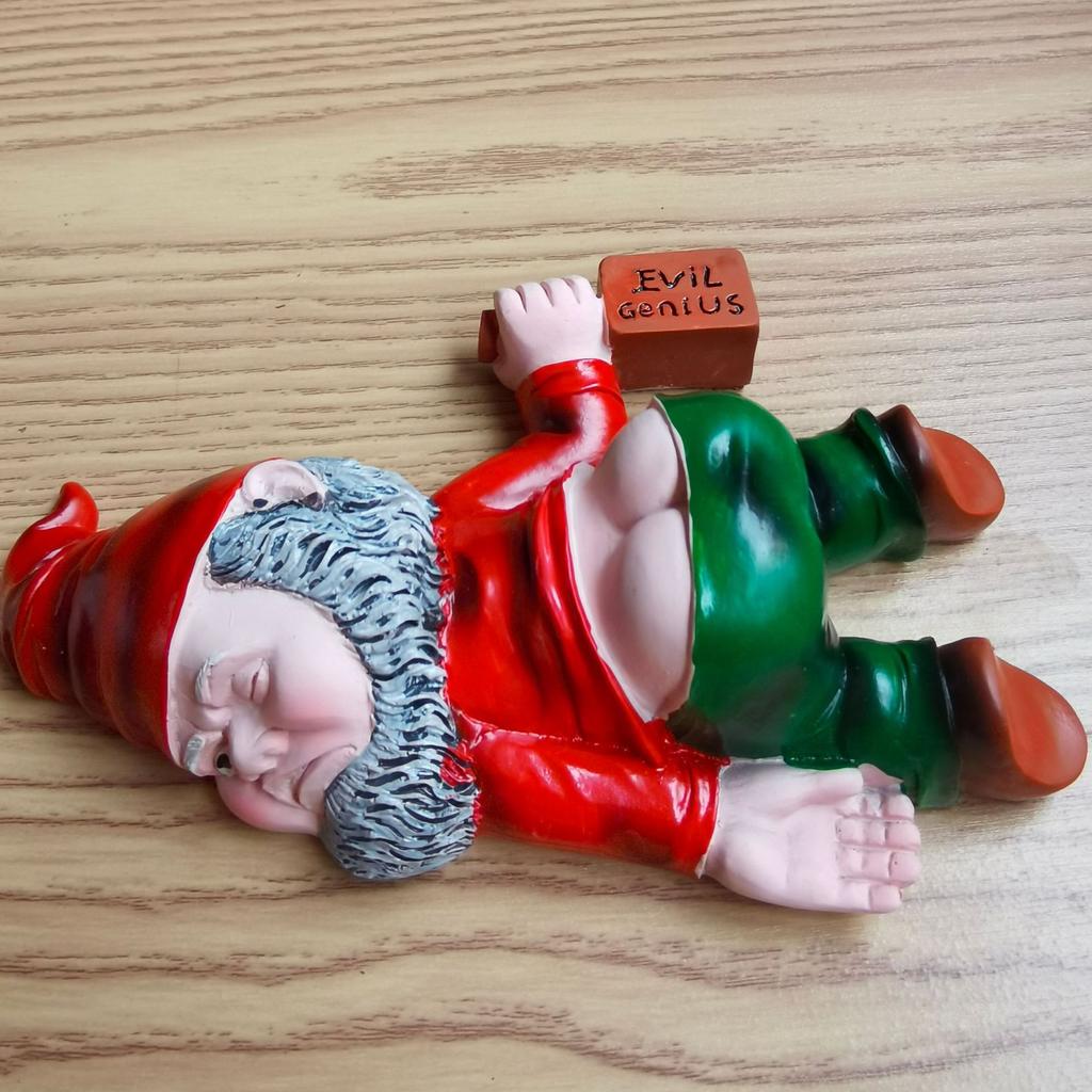 1Pc Funny Drunk Garden Dwarf Statue Resin Ornaments, Suitable for Outdoor Garden Home Living Room Bedroom Office Desktop Decoration