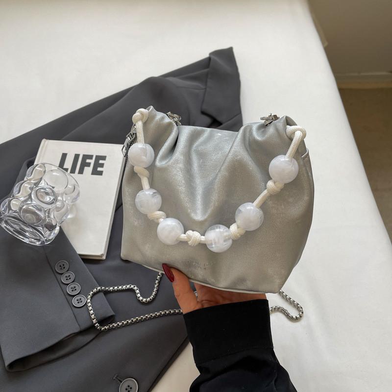 Fashionable Soft Pu Cloud Bucket Bag With Beaded And Chain Elements серебряный