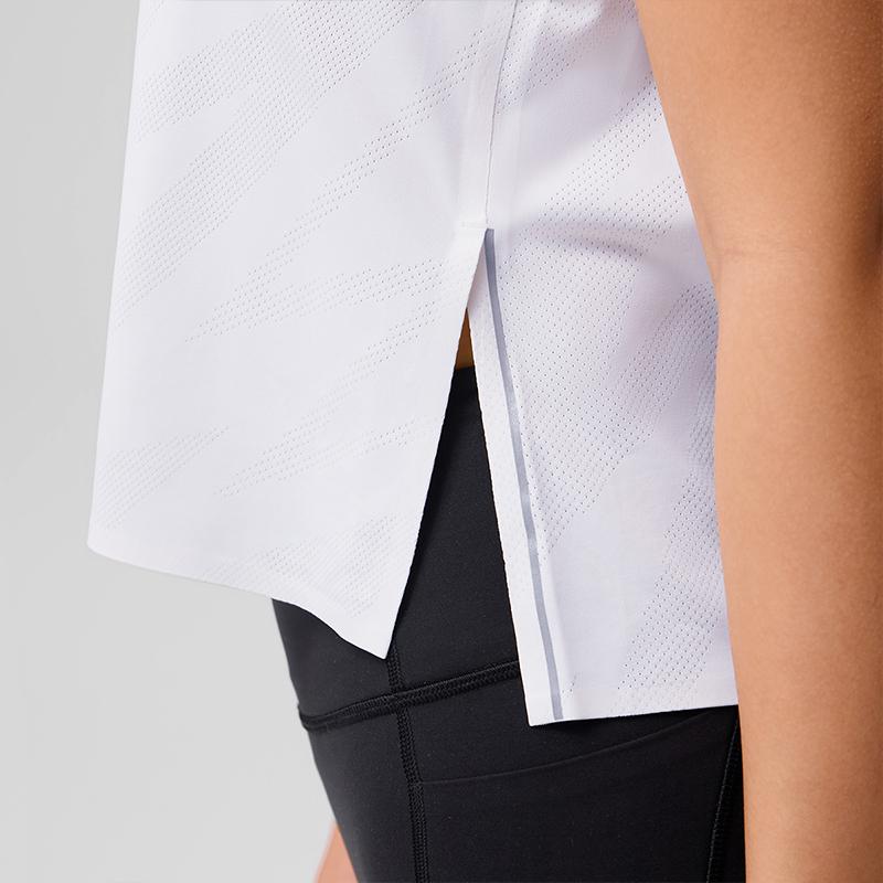 SAUCONY Logo Breathable Comfortable Knitted Round Neck Vest Women Tops Pearl-White SC1249016A-WT02