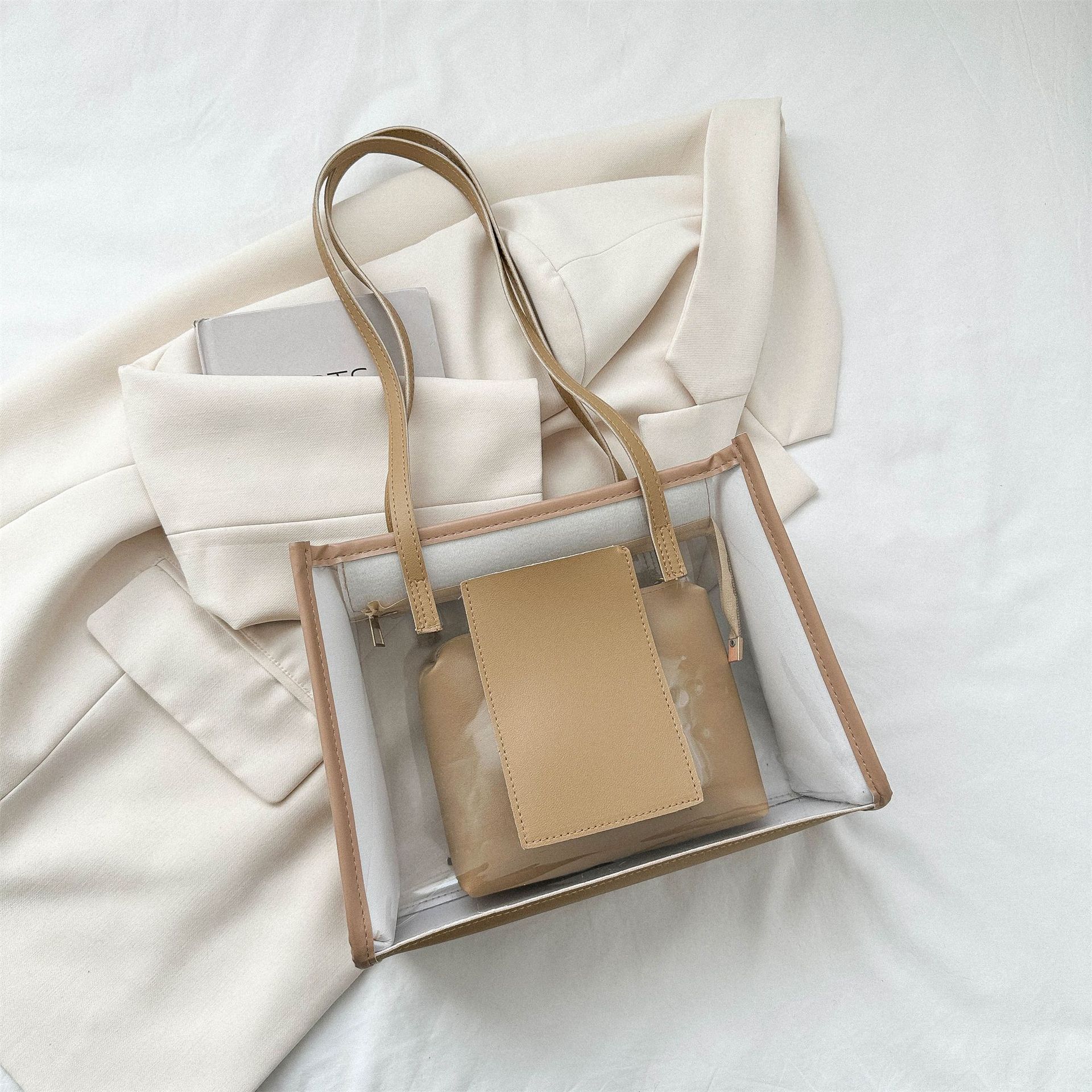 

2025 новая прозрачная сумка-тоут сумка-желе большая вместимость однотонная универсальная портативная сумка подмышку повседневная сумка через плечо хаки