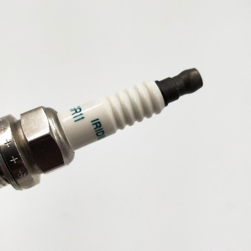 4pcs/lot 90919-01221 Iridium Spark Plug Fit For Toyota Avensis RAV4 Vista Noah 9091901221 SK20BGR11 SK20BGR-11