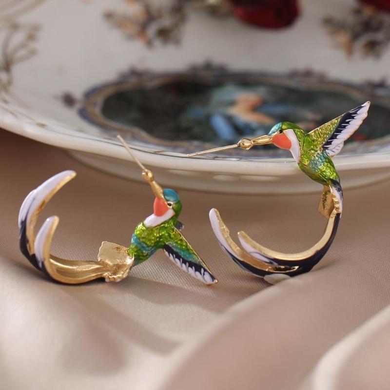 Unique Hummingbird Earrings Studs with Water Drop Designs Sturdy Alloy Fashion Ear Clips for Party Stylish Outfits E0BF