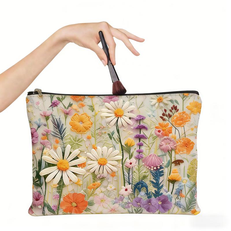 2026 New Retro Oil Painting Flower Makeup Bag, 3D Relief Craftsmanship, Travel Handbag, Suitable for Birthday/Party Gift Giving
