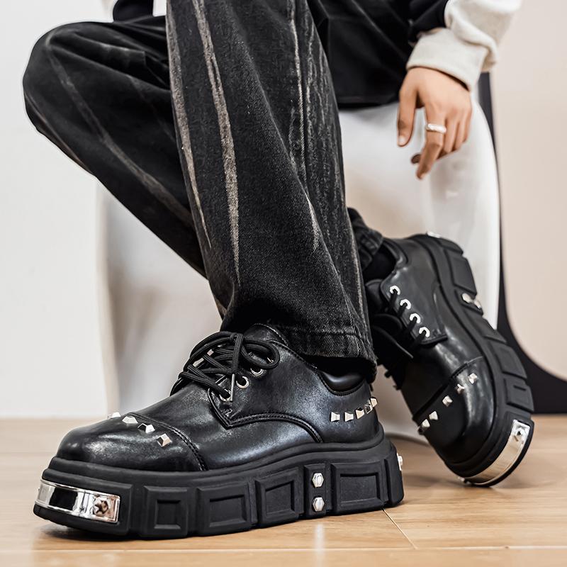 Fashion Men Platform Derby Shoes British Style Casual Genuine Leather Shoes Personalized Rivet Design Fashion Thick Sole Footwear 39-44