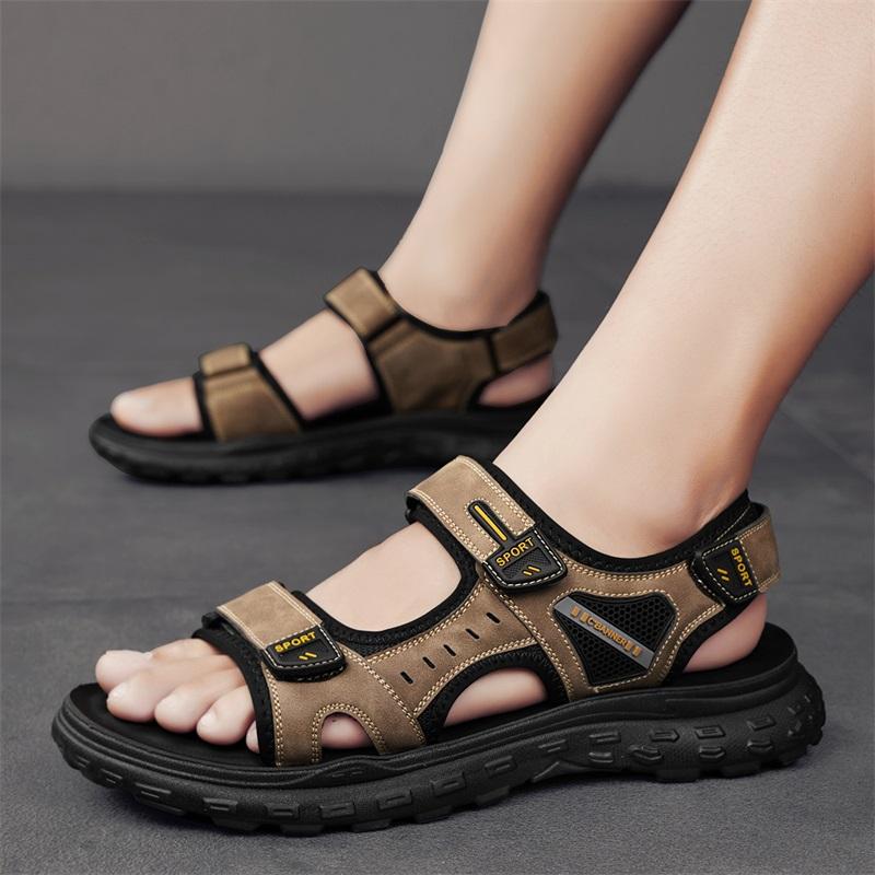 Pantofi de plajă de vară la modă pentru exterior bărbați Papuci flip-flops modă respirabili Vară Ușori piele naturală Pantofi casual Șlapi Negri Sandale bărbați