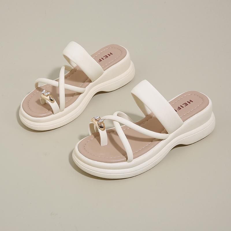 

CRLAYDK Sandals for Women Platform Shoes Summer Flip Flops Dressy Ladies Strap Low Heels Slides Outdoor Beach Casual Slippers 34