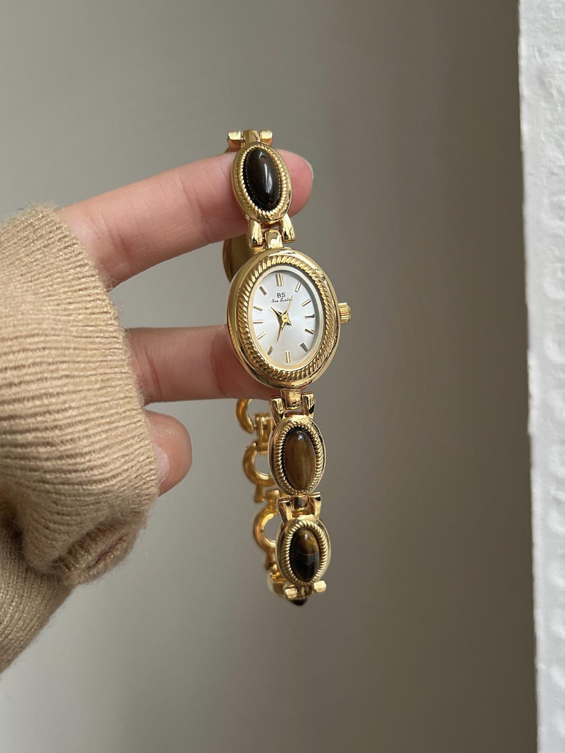 

Вінтажний браслет з перлами розкоші світлого тону, жіночий годинник