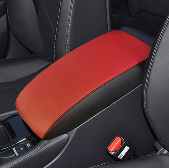 

23 Модели 11-го поколения Accord/Inspire Кожаная накладка на подлокотник центральной консоли