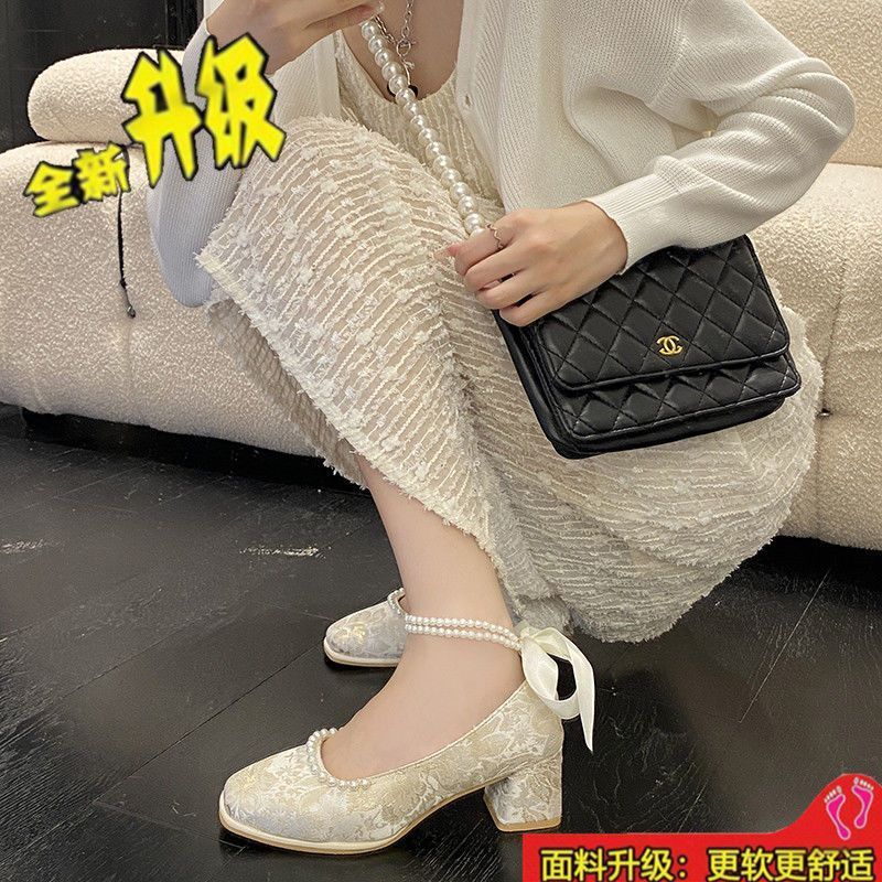 Spring and summer women's single shoes thick heel Republic of China style shoes with cheongsam versatile temperament ancient Hanfu wedding bridesmaids