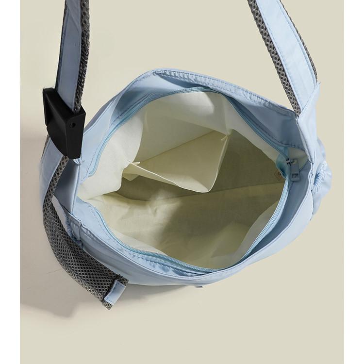 IELGY large-capacity leisure bag, waterproof and wear-resistant Oxford cloth shoulder bag commuter oblique span bag, Korean version leisure nylon bag