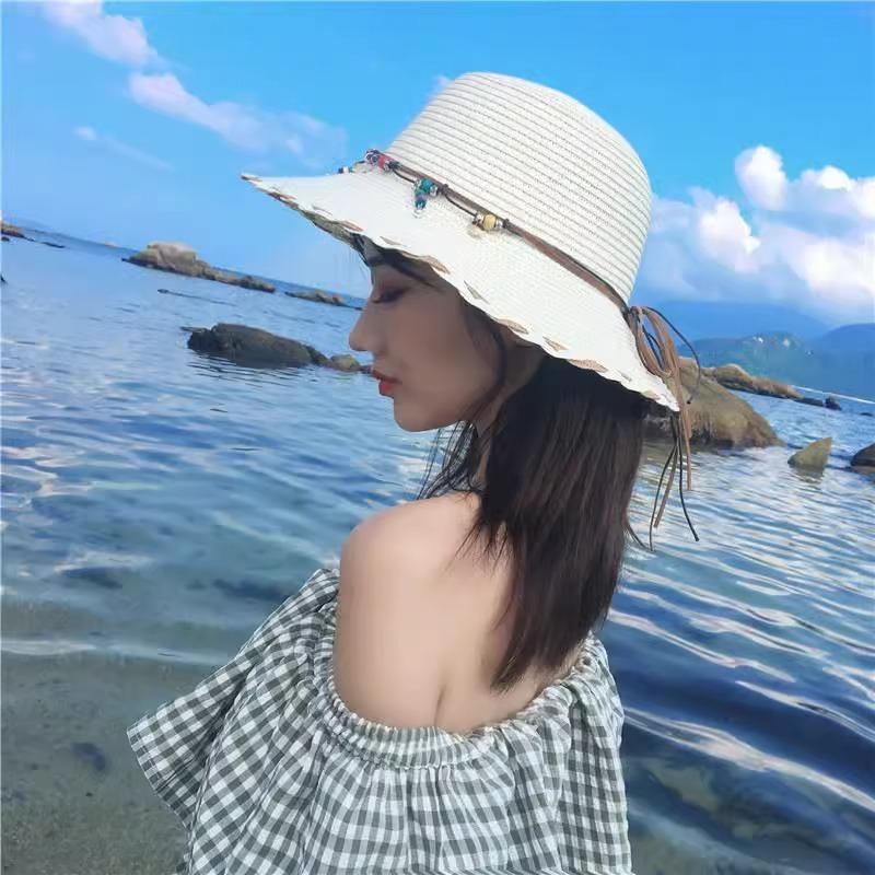 Chapéu de palha com pingente viseira chapéu de proteção solar chapéu de palha de verão feminino chapéu de sol de praia férias à beira-mar idílico